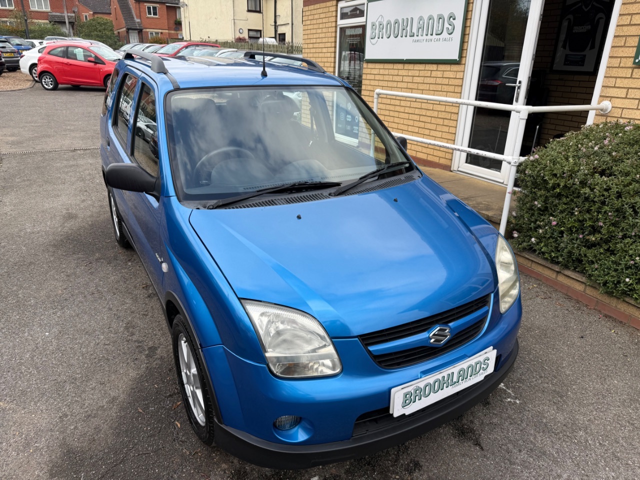 2005 Suzuki Ignis